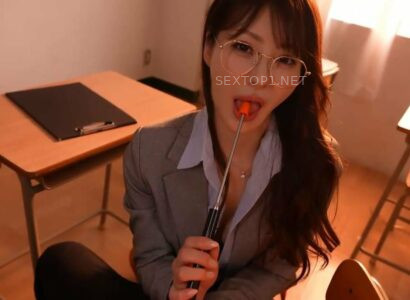 Bài học giáo dục giới tính của cô giáo khiến cậu học trò bắn tung tóe Bài học giáo dục giới tính của cô giáo khiến cậu học trò bắn tung tóe