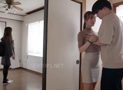 Em nhân viên bất động sản có sở thích lén lút làm tiểu tam với chồng của khách Em nhân viên bất động sản có sở thích lén lút làm tiểu tam với chồng của khách