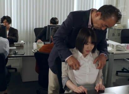 Em thực tập sinh Gen Z ngây thơ gặp phải lão sếp dê cụ Em thực tập sinh Gen Z ngây thơ gặp phải lão sếp dê cụ