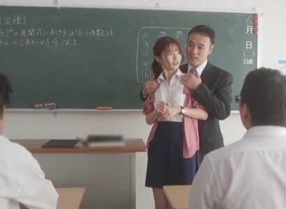 Nữ thực tập sinh non nớt bị thầy giáo chủ nhiệm dí ngay tại buổi học Nữ thực tập sinh non nớt bị thầy giáo chủ nhiệm dí ngay tại buổi học