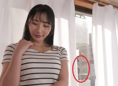 Phát hiện cậu hàng xóm thường nhìn trộm sang, cô nàng cố tình cởi đồ… Phát hiện cậu hàng xóm thường nhìn trộm sang, cô nàng cố tình cởi đồ…