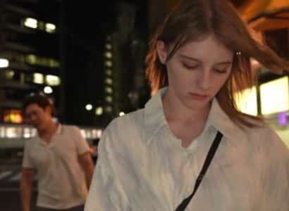 Trêu chọc em gái Tây không được, thanh niên biến thái bắt cóc về nhà Trêu chọc em gái Tây không được, thanh niên biến thái bắt cóc về nhà